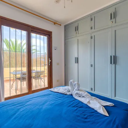 Διαμέρισμα Private Solarium - Jacuzzi - Beach Views