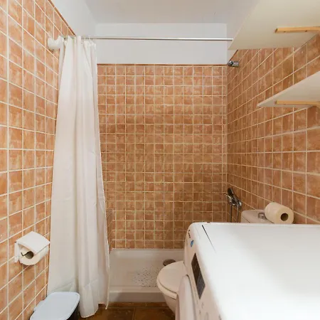 Private Solarium - Jacuzzi - Beach Views