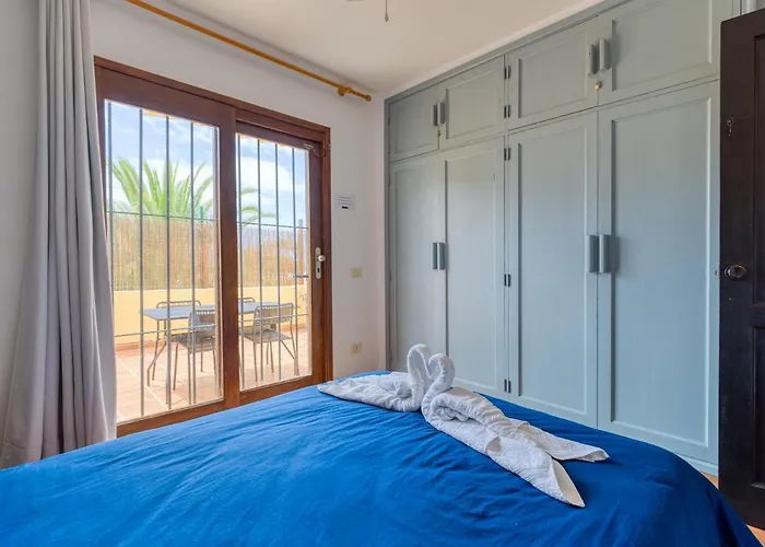 아파트 Private Solarium - Jacuzzi - Beach Views