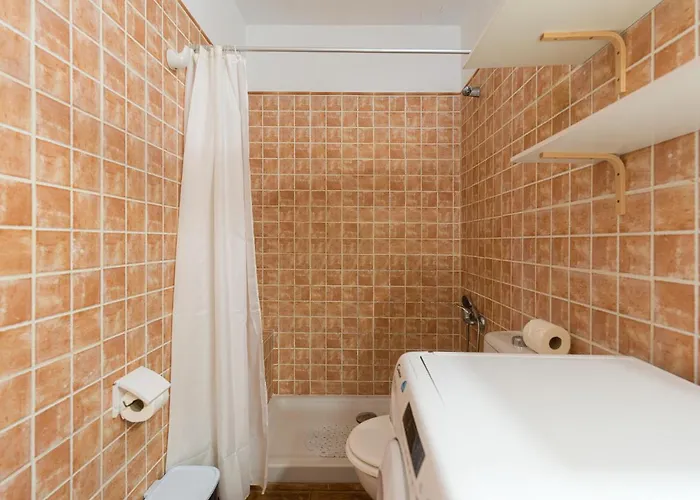 Private Solarium - Jacuzzi - Beach Views