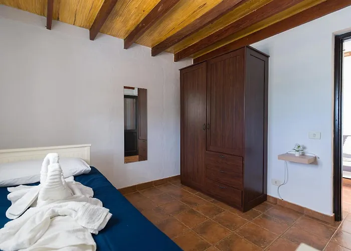 Private Solarium - Jacuzzi - Beach Views 아파트 *