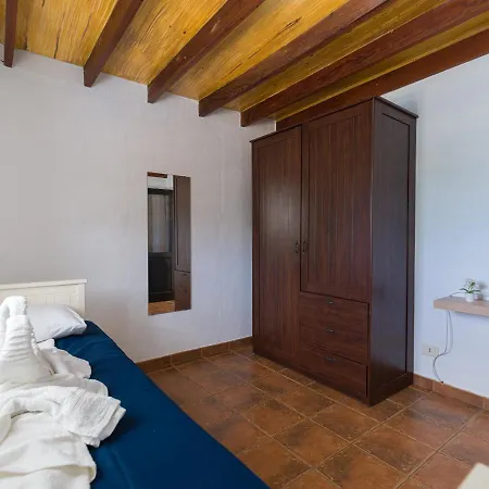 Private Solarium - Jacuzzi - Beach Views Apartmán *